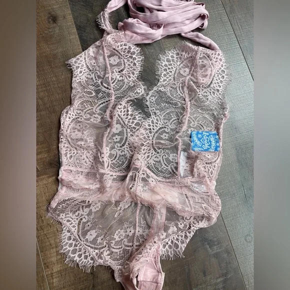 Free People Lace Ballet Bodysuit - Picture 3 of 6